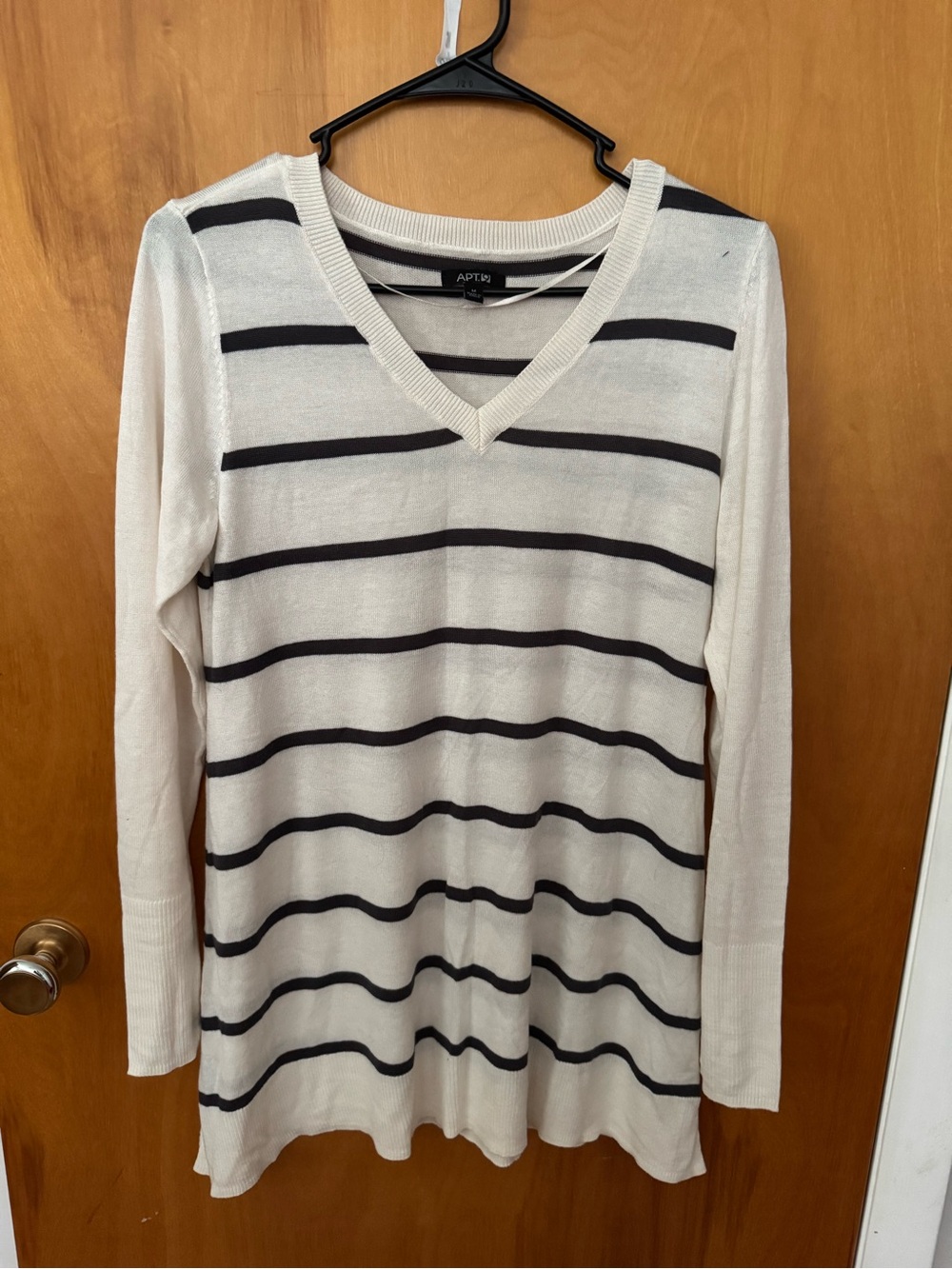 Apt. 9 Ivory and Black Striped V-Neck Long Sleeve Tunic